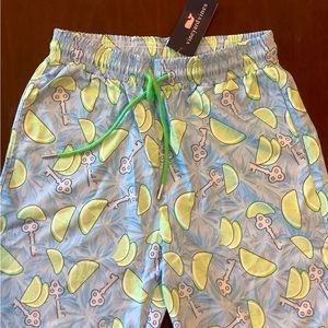 Vineyard vines Key Lime swim shorts NWT